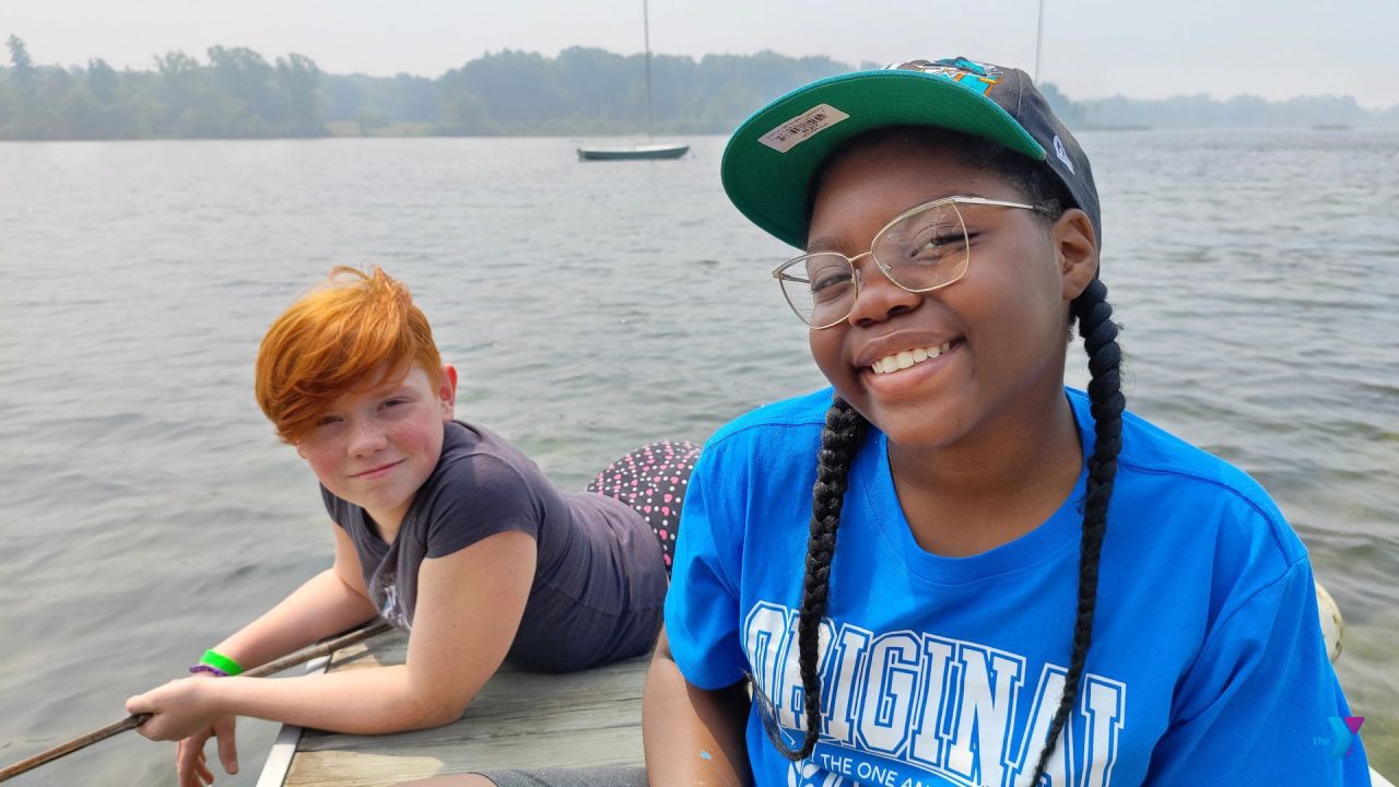 Two smiling people